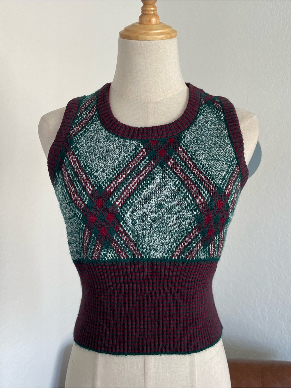 Vintage 1970s Mod Hippie Preppy Knit Sweater Vest